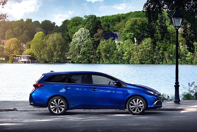 Toyota Auris Touring Foto 3