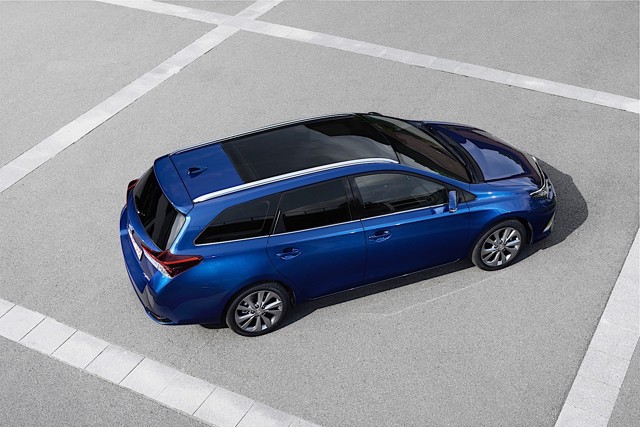 Toyota Auris Touring Foto 10