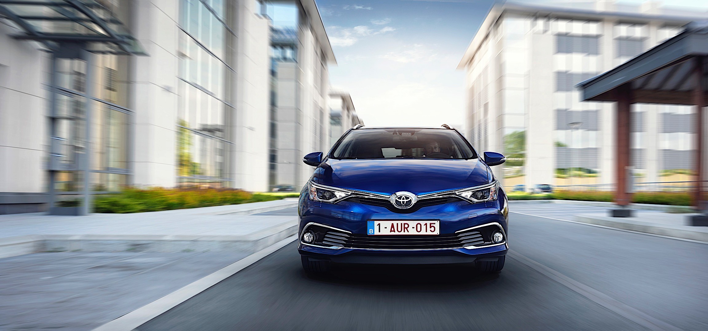 Toyota Auris Touring photo 12