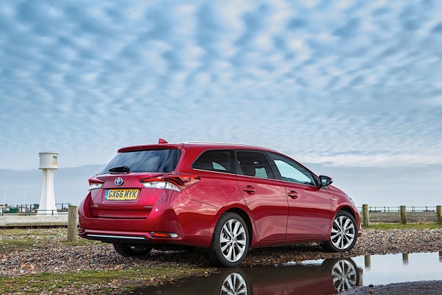 Toyota Auris Touring Foto 13