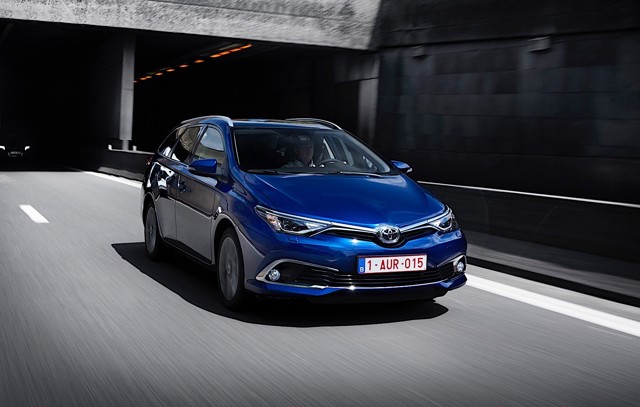 Toyota Auris Touring Foto 15