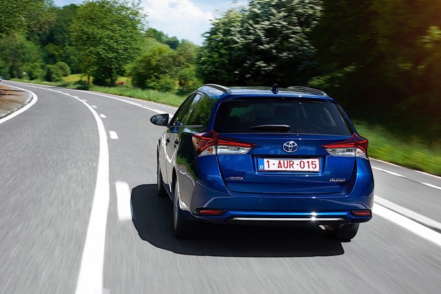 Toyota Auris Touring Foto 21