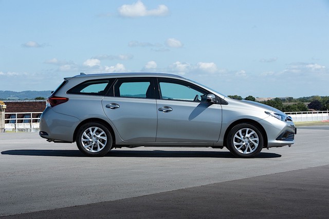 Toyota Auris Touring Foto 23