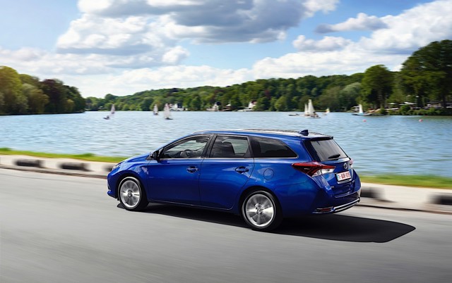 Toyota Auris Touring Foto 31