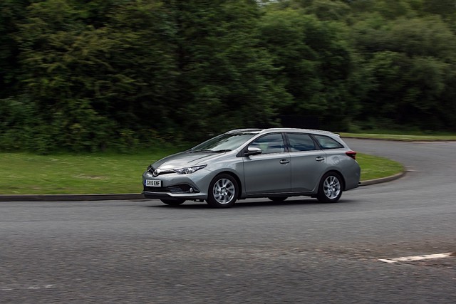Toyota Auris Touring Foto 43