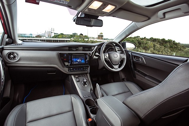Toyota Auris Touring Foto 55