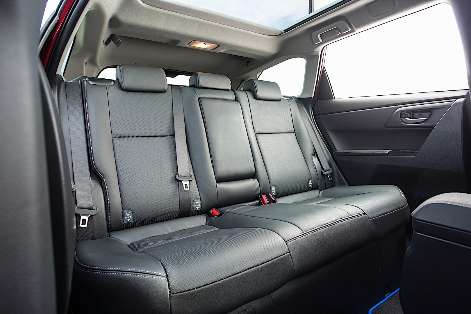 Toyota Auris Touring photo 56