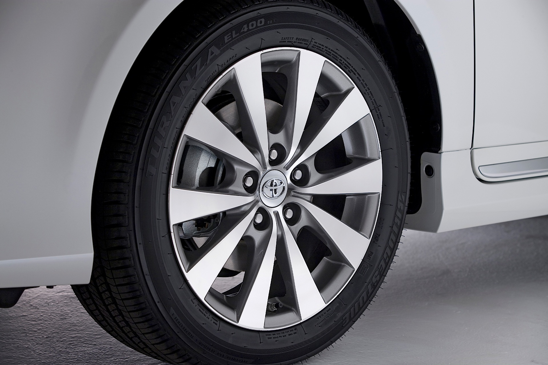 Toyota Avalon photo 16