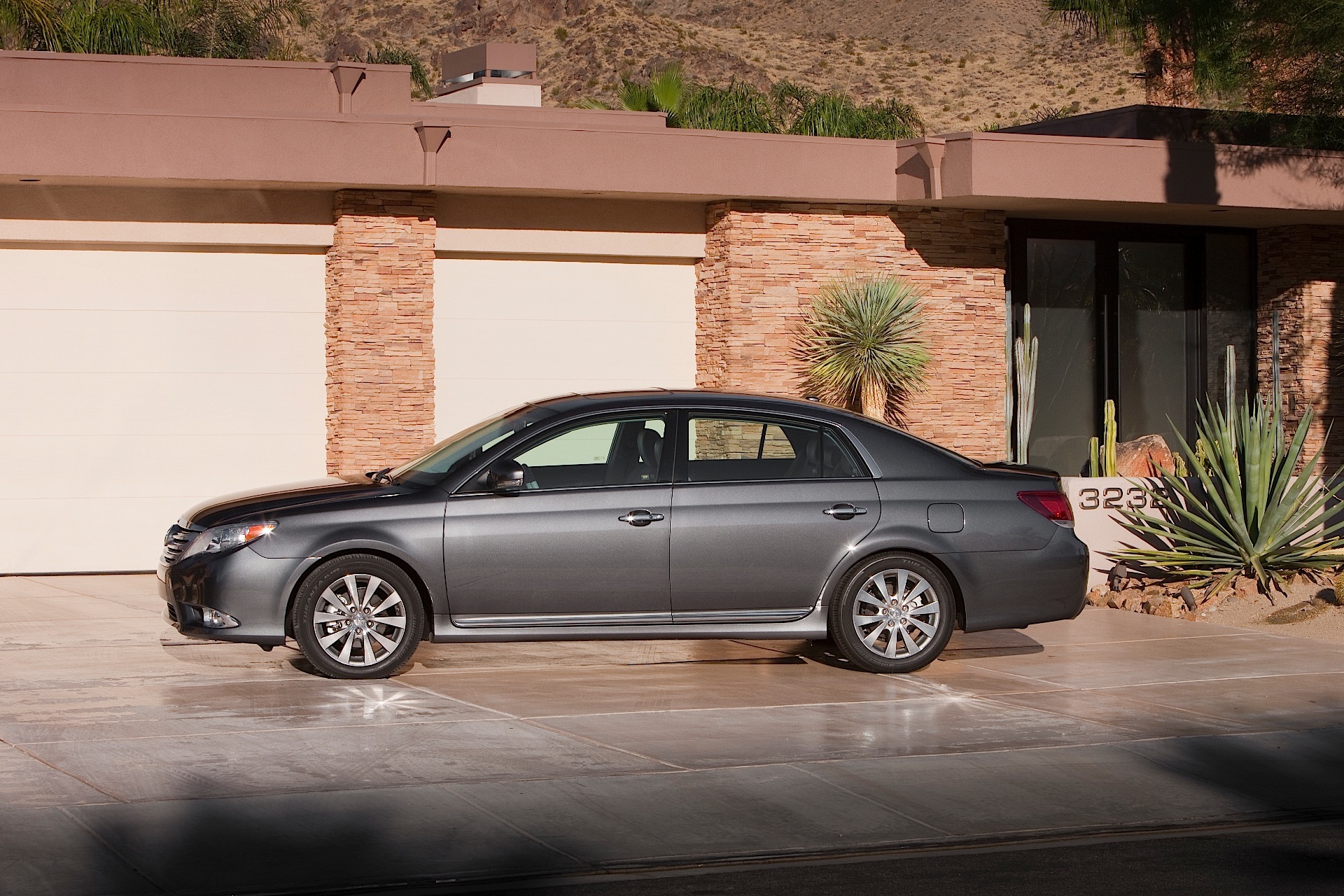 Toyota Avalon photo 26