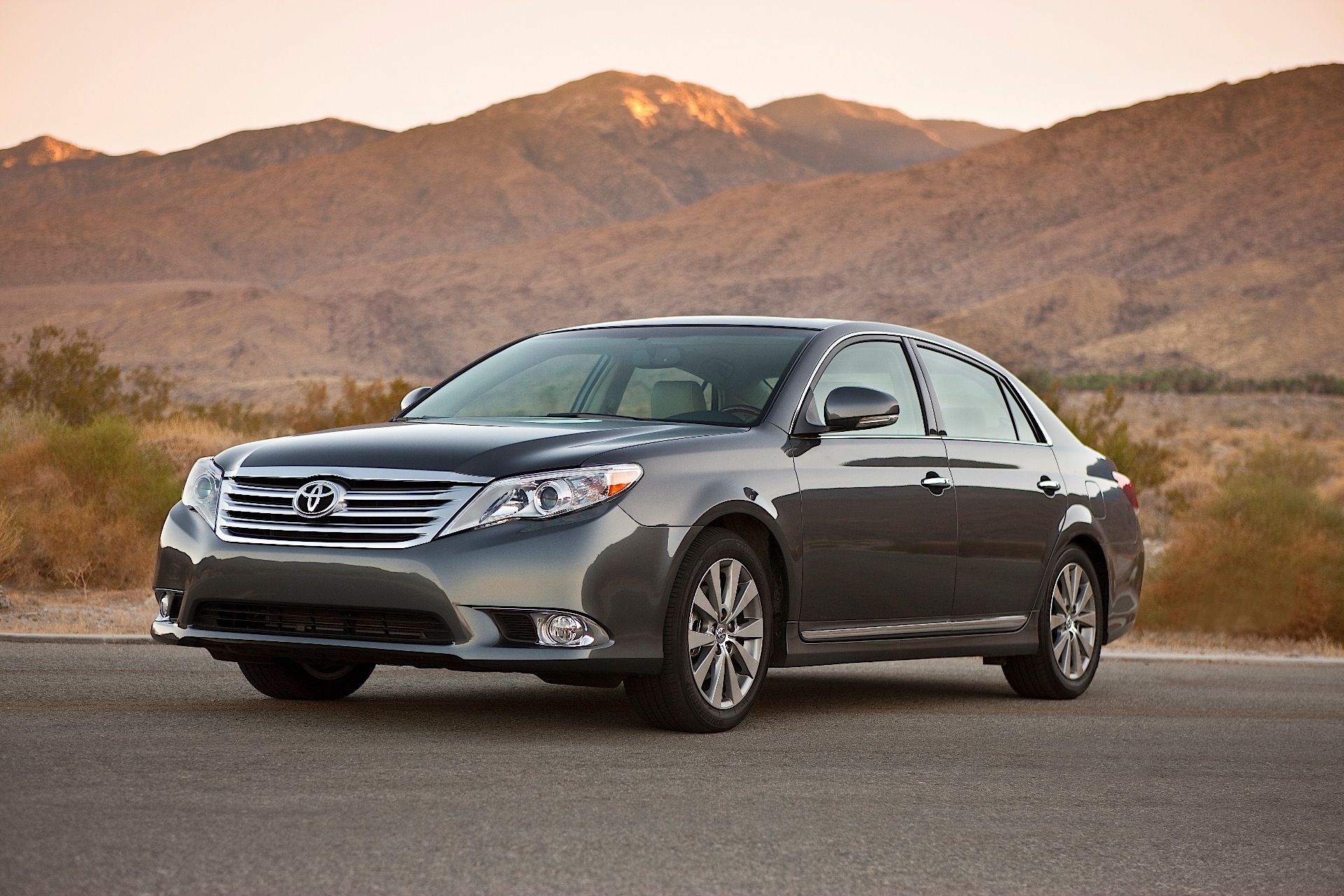 Toyota Avalon photo 30