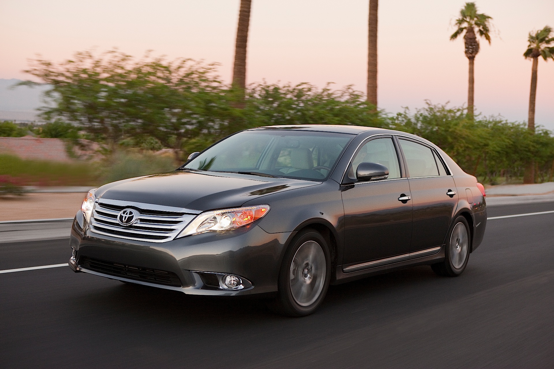 Toyota Avalon photo 32