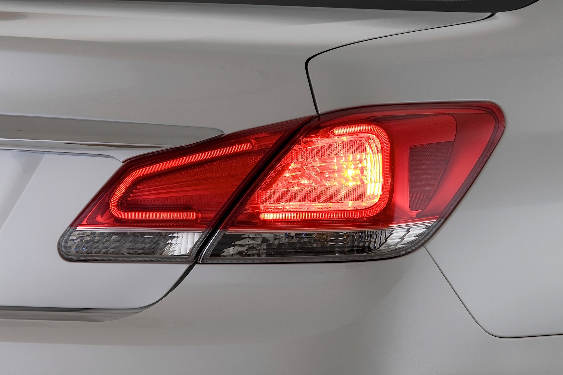 Toyota Avalon photo 7