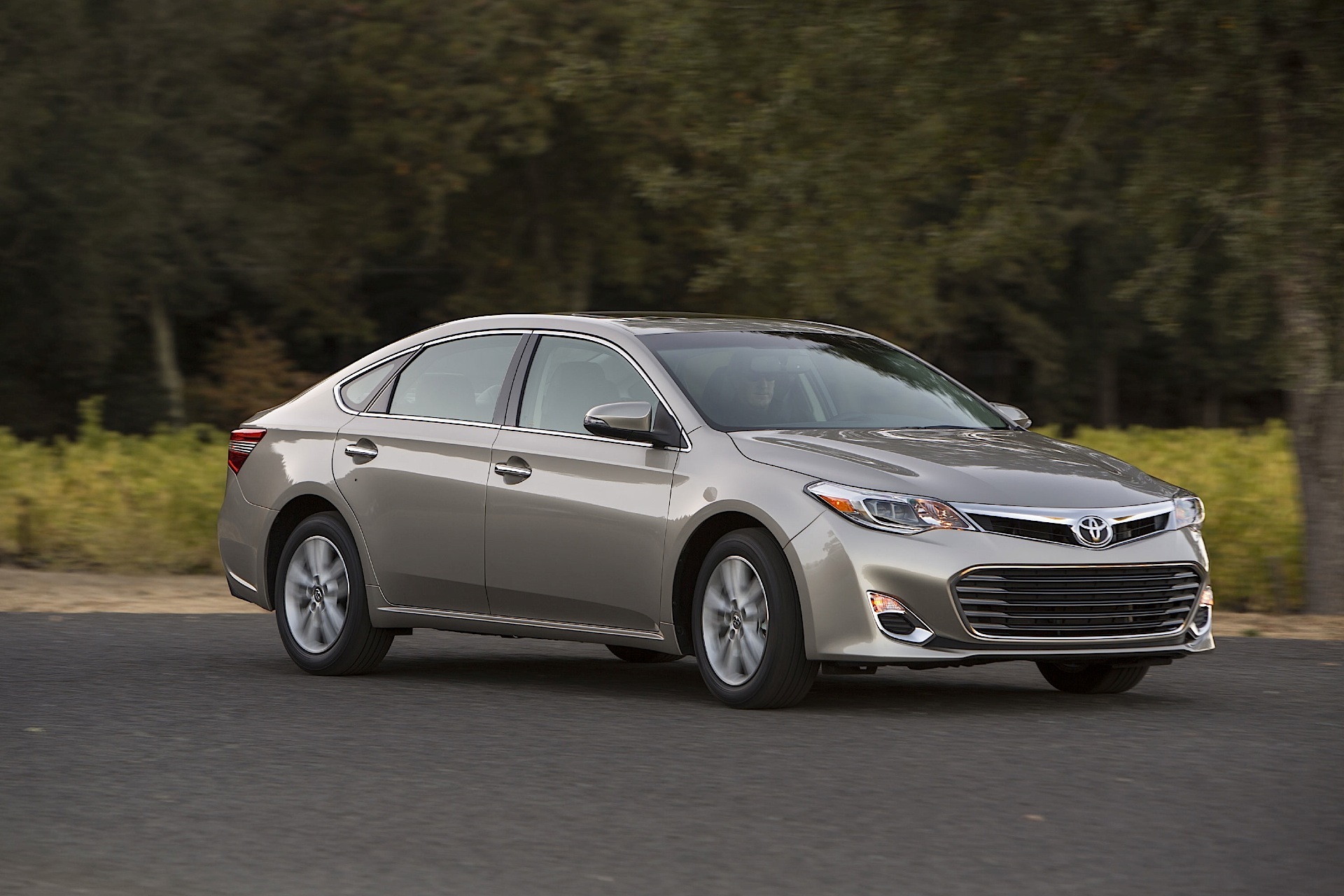 Toyota Avalon photo 11