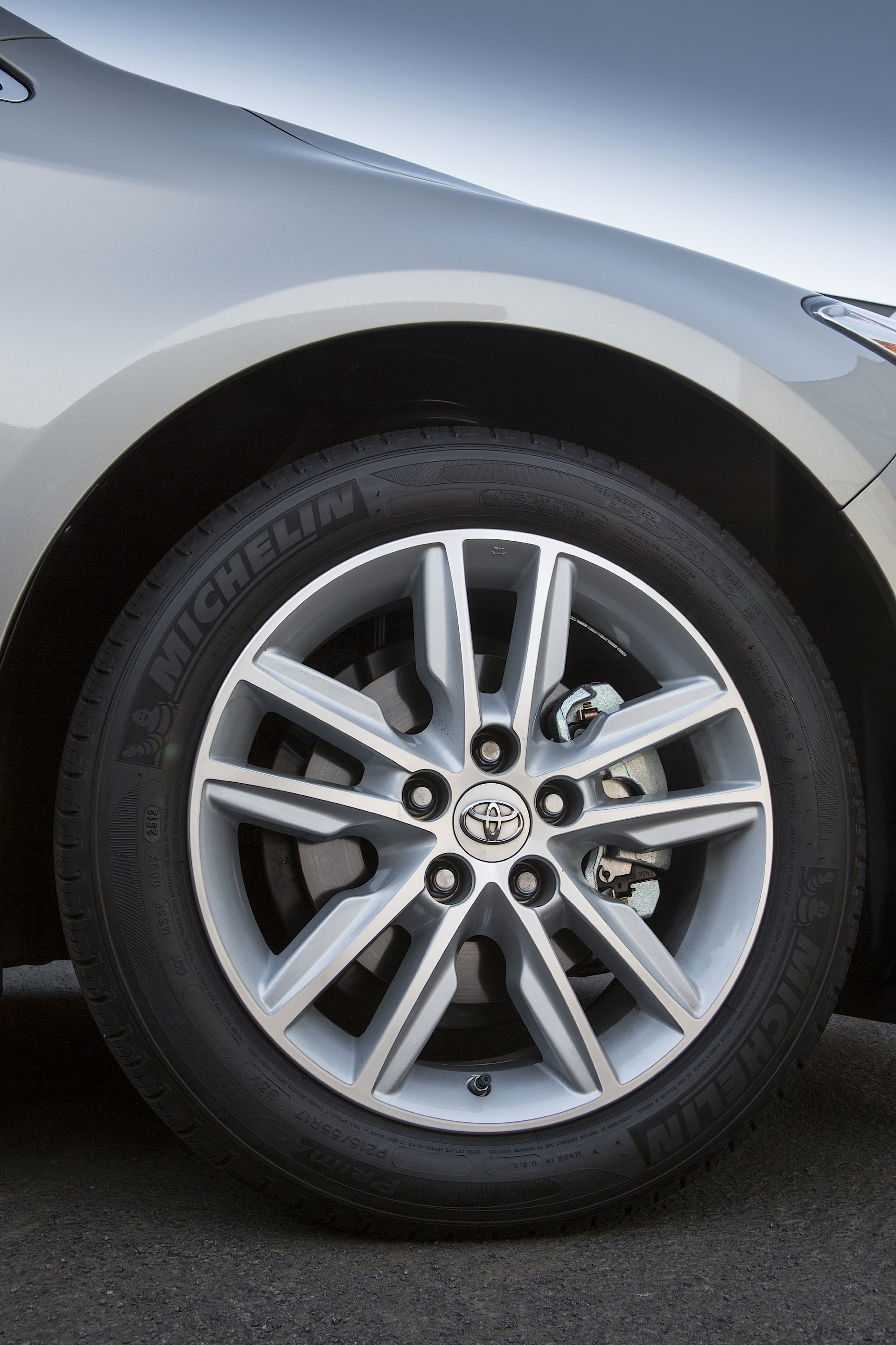 Toyota Avalon photo 12