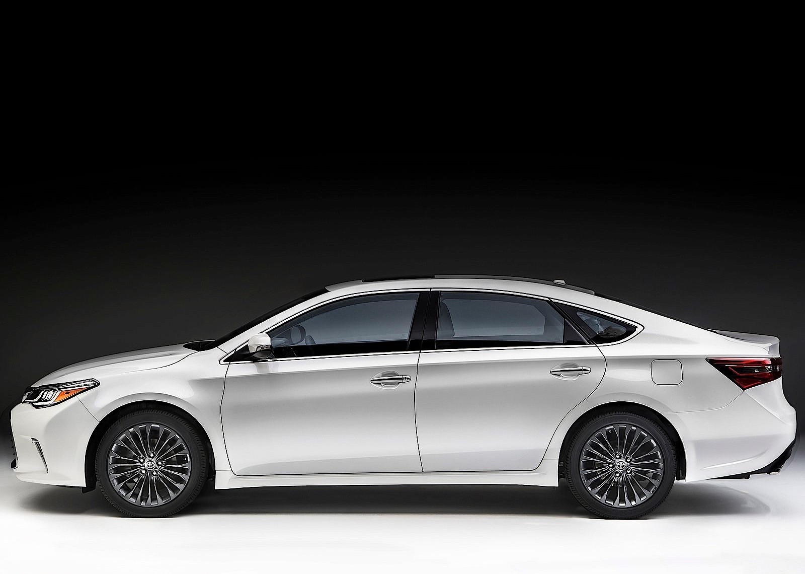 Toyota Avalon photo 5