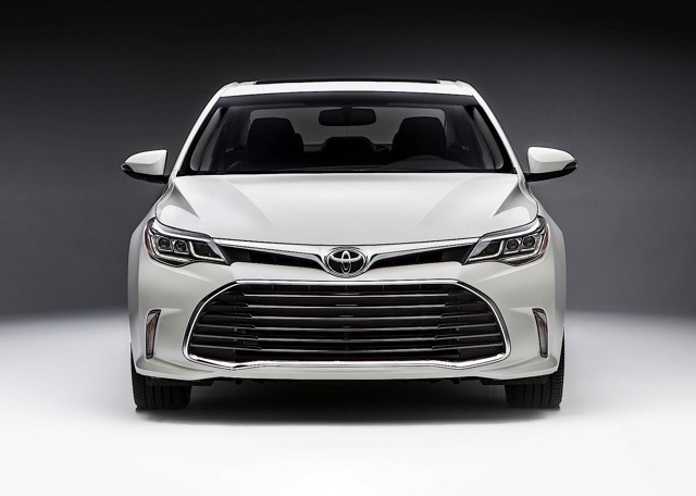 Toyota Avalon photo 7