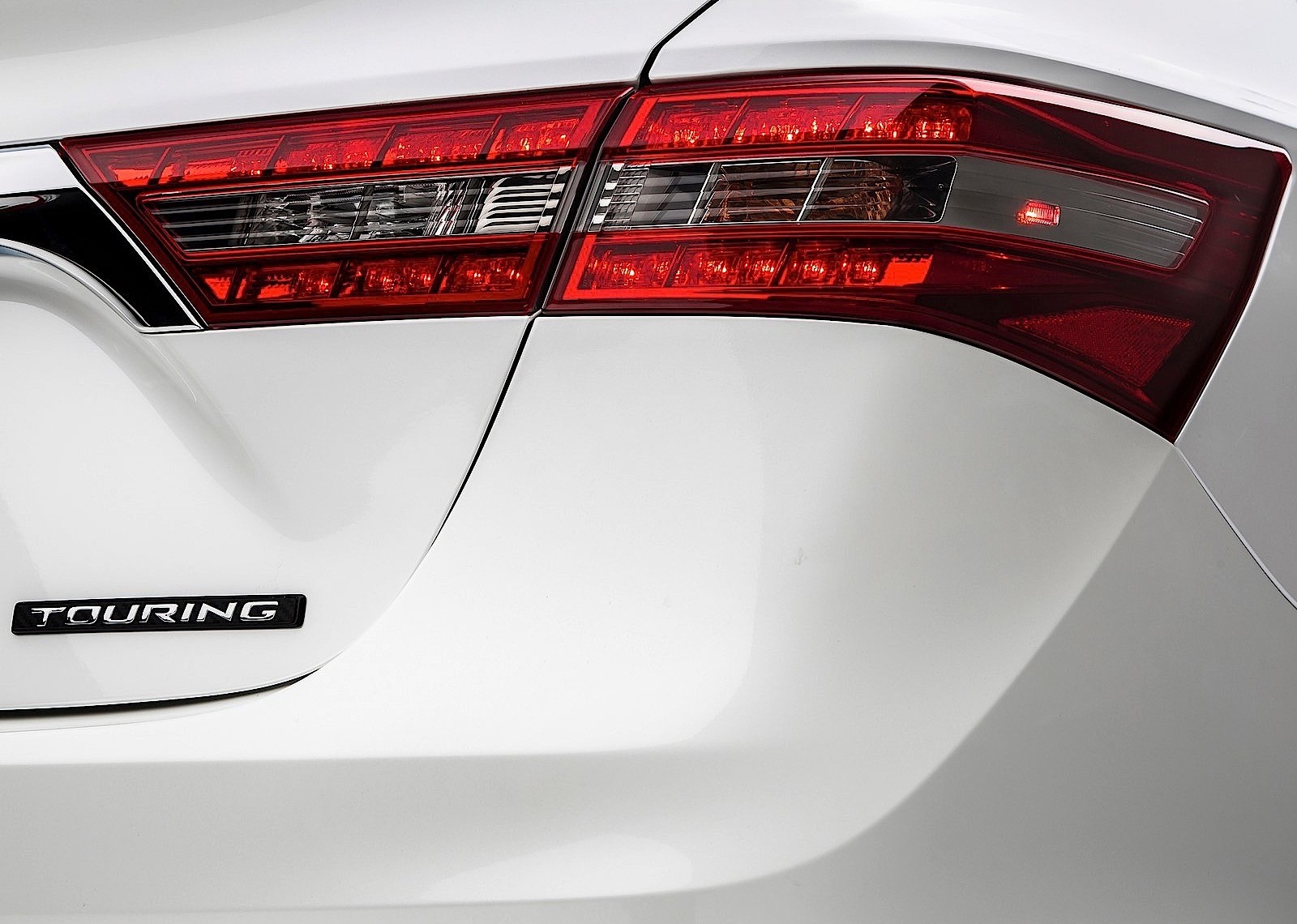 Toyota Avalon photo 11