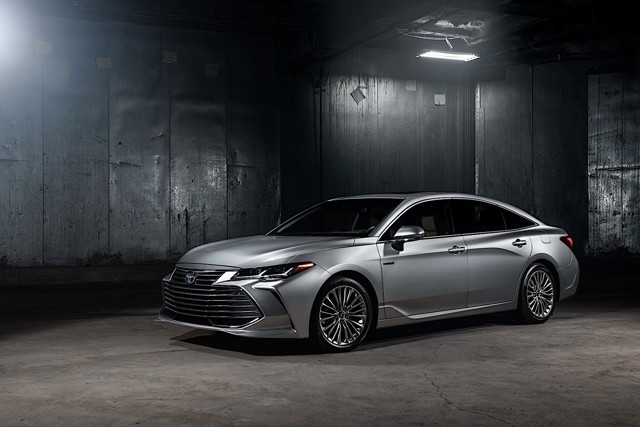 Toyota Avalon photo 7