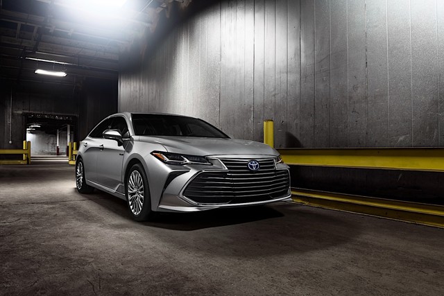 Toyota Avalon photo 11