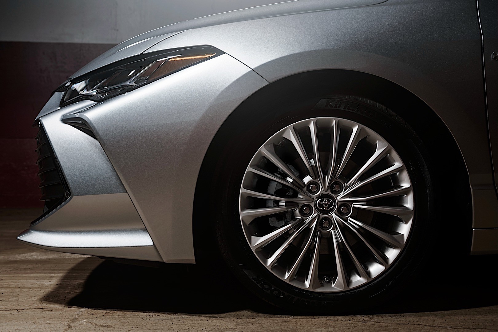 Toyota Avalon photo 14