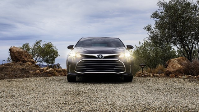 Toyota Avalon photo 43