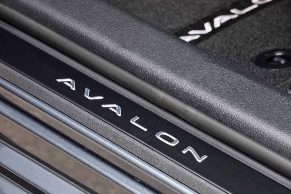 Toyota Avalon photo 40