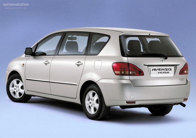 Toyota Avensis Verso photo 7