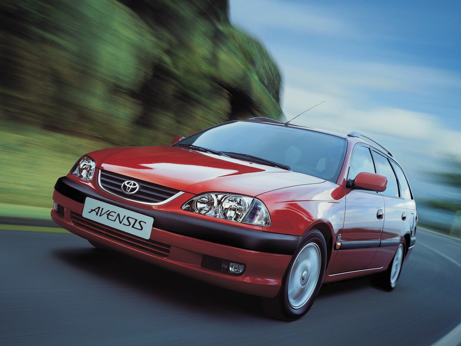 Toyota Avensis Wagon photo 9