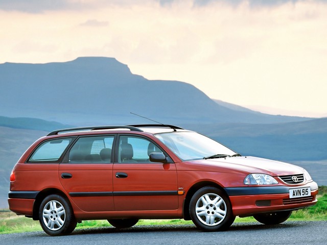 Toyota Avensis Wagon Foto 17