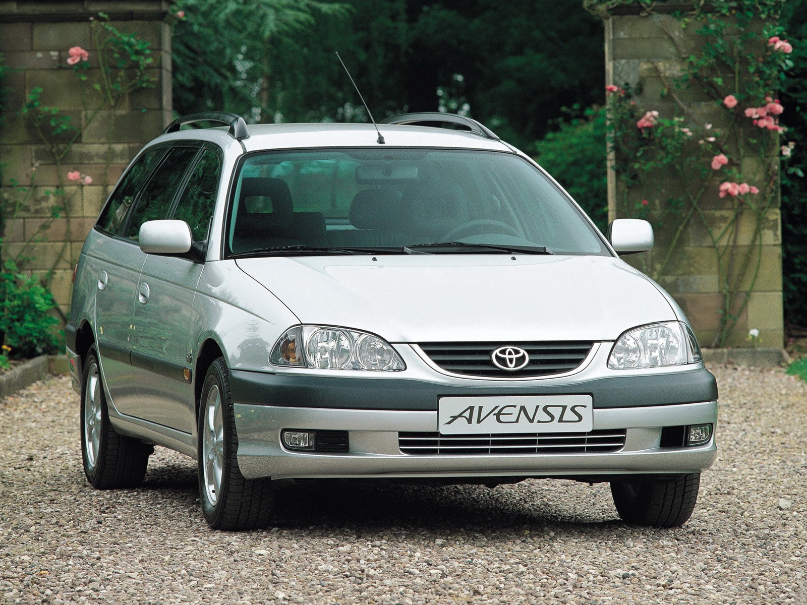 Toyota Avensis Wagon photo 6