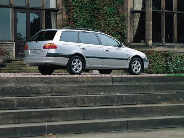 Toyota Avensis Wagon Foto 7