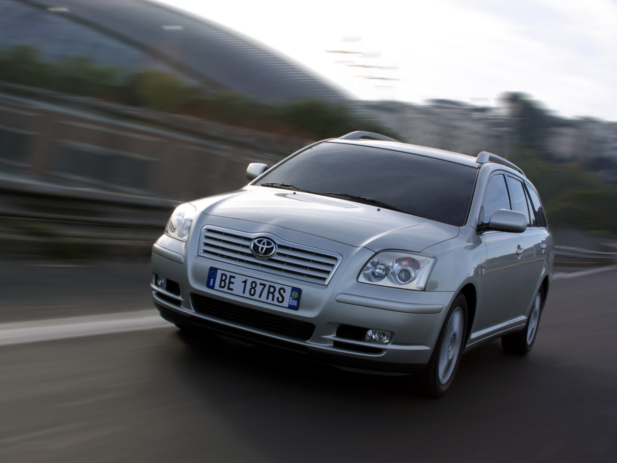 Toyota Avensis Wagon photo 14