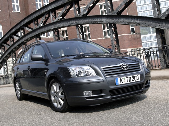 Toyota Avensis Wagon Foto 25