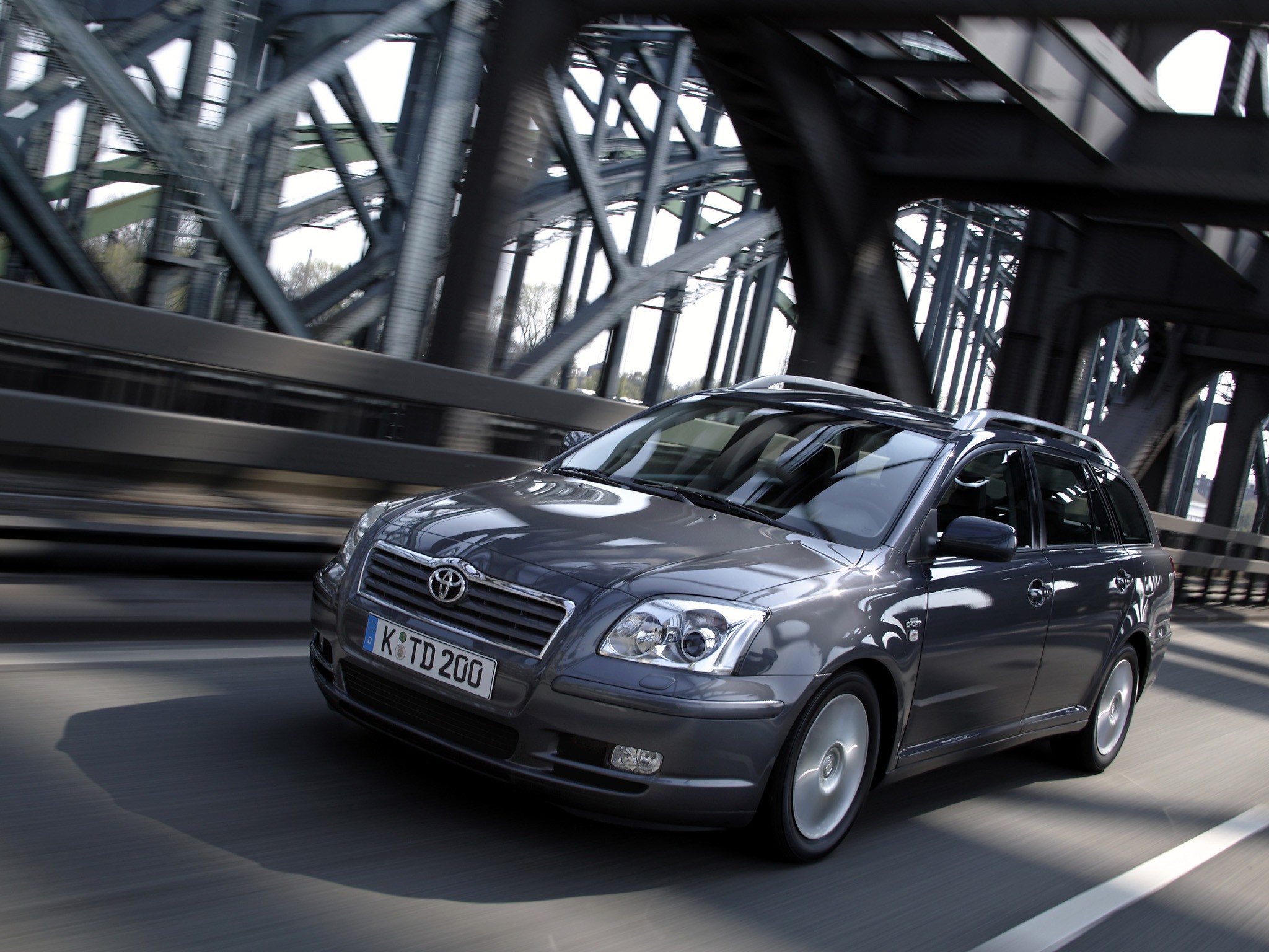 Toyota Avensis Wagon photo 26