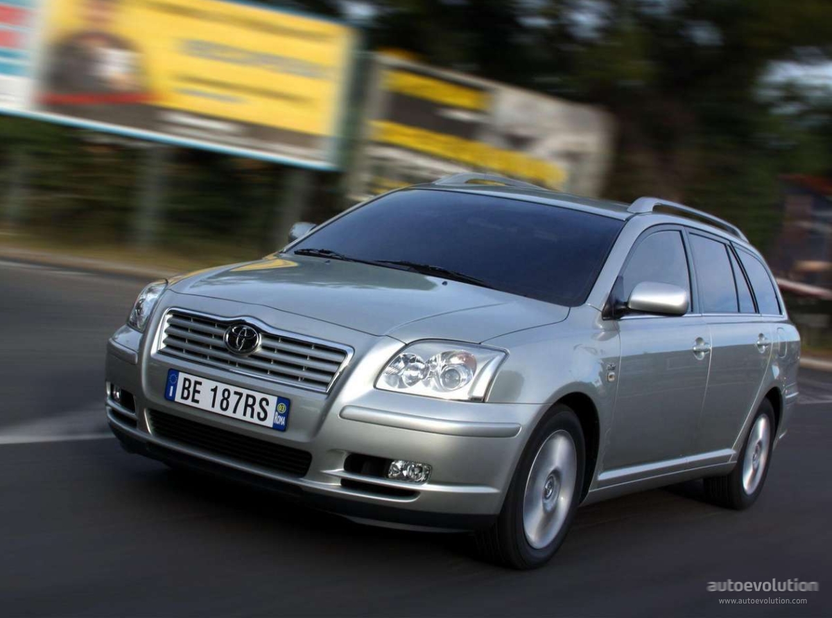 Toyota Avensis Wagon photo 4
