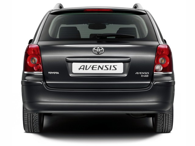 Toyota Avensis Wagon photo 19