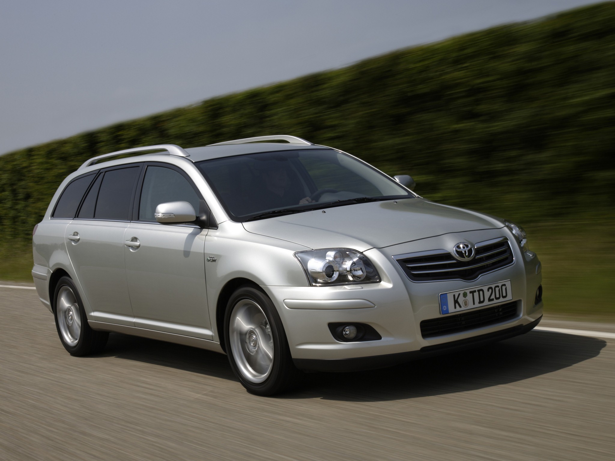 Toyota Avensis Wagon photo 27