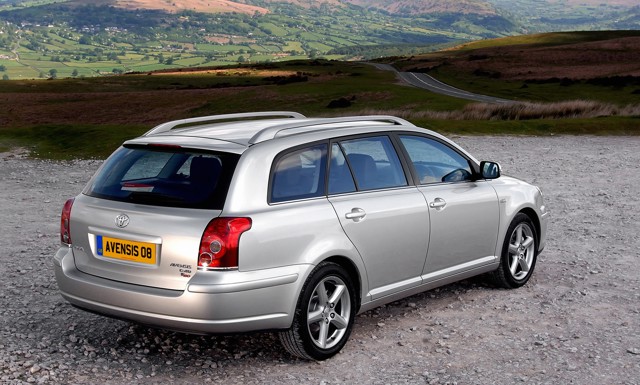 Toyota Avensis Wagon photo 35