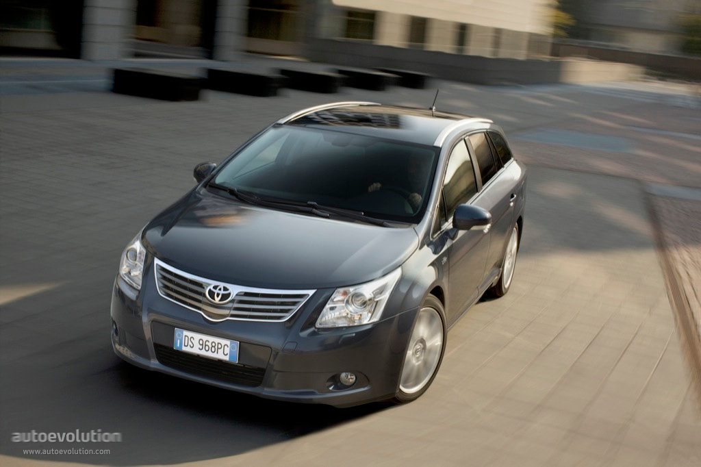 Toyota Avensis Wagon photo 15