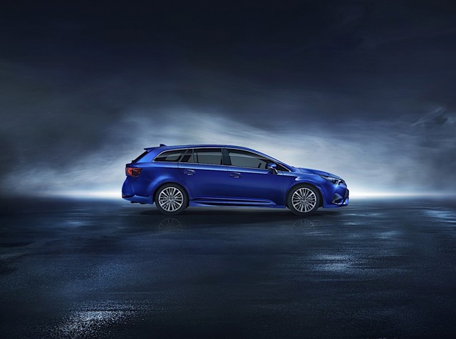 Toyota Avensis Wagon foto 5