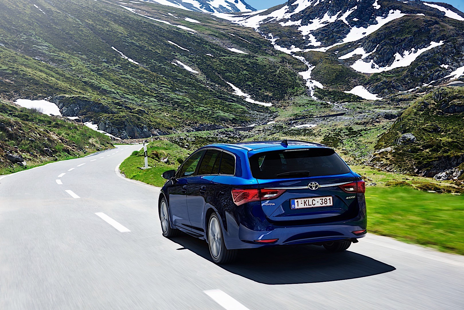 Toyota Avensis Wagon photo 31