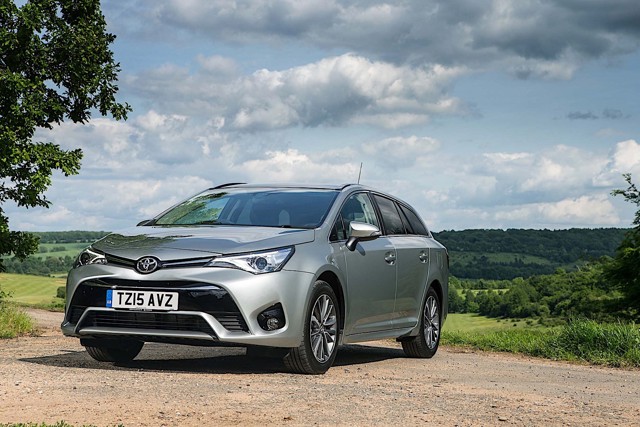 TOYOTA Avensis Wagon