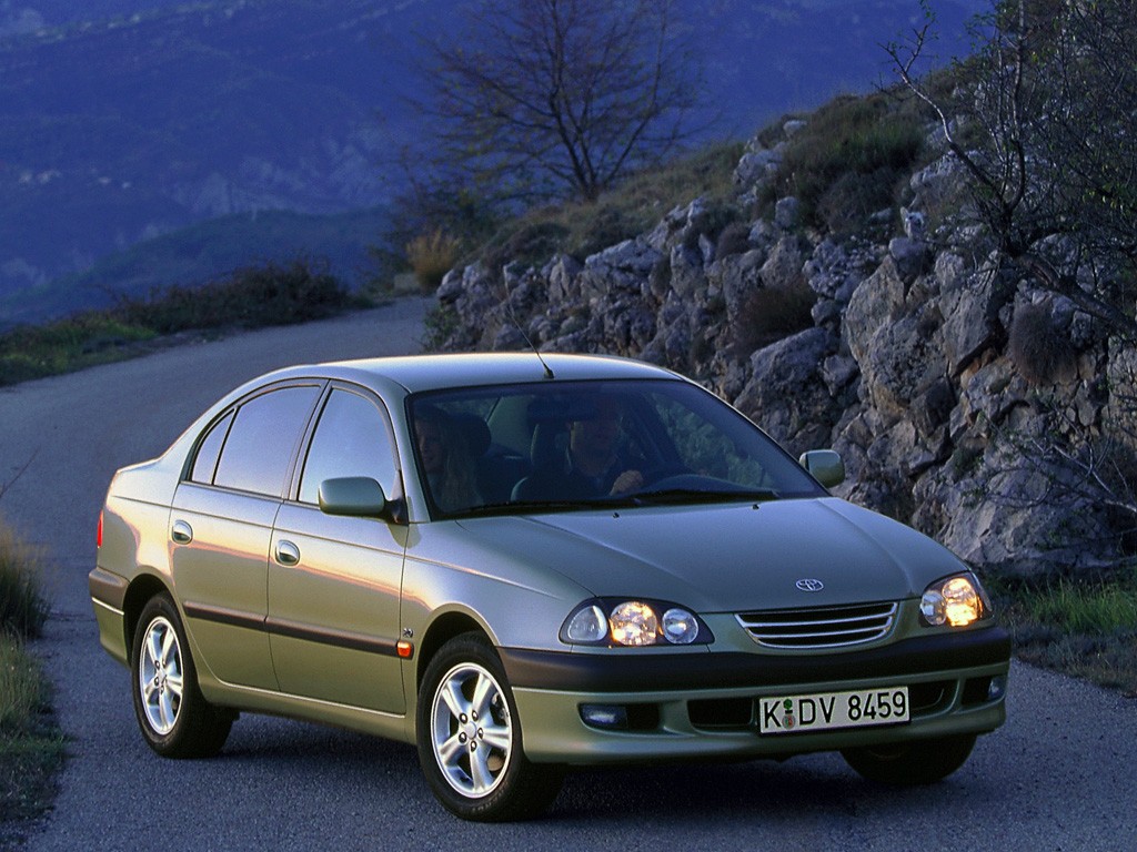 Toyota Avensis photo 5