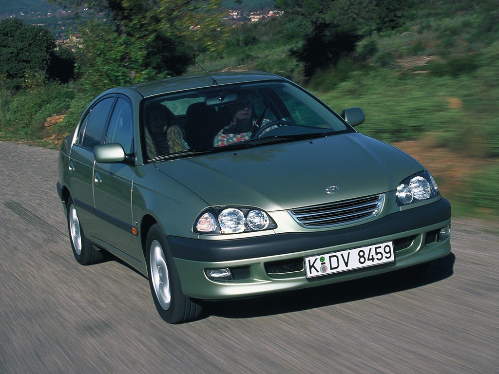 Toyota Avensis photo 6