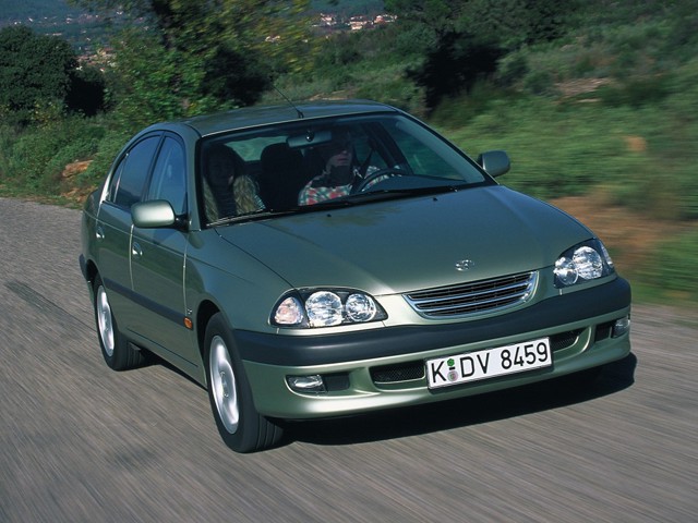 Toyota Avensis foto 6