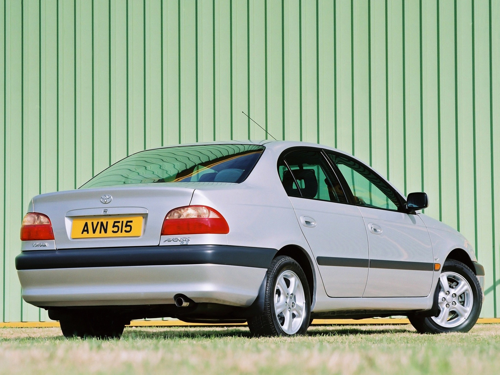 Toyota Avensis photo 9