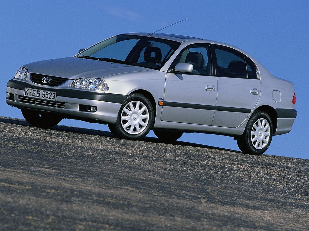 Toyota Avensis photo 10