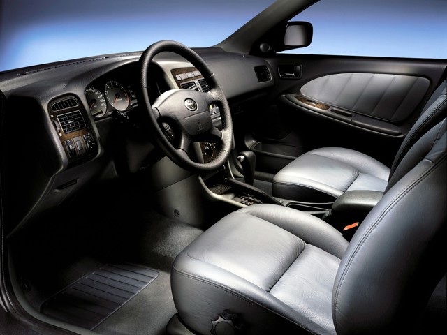 Toyota Avensis photo 29