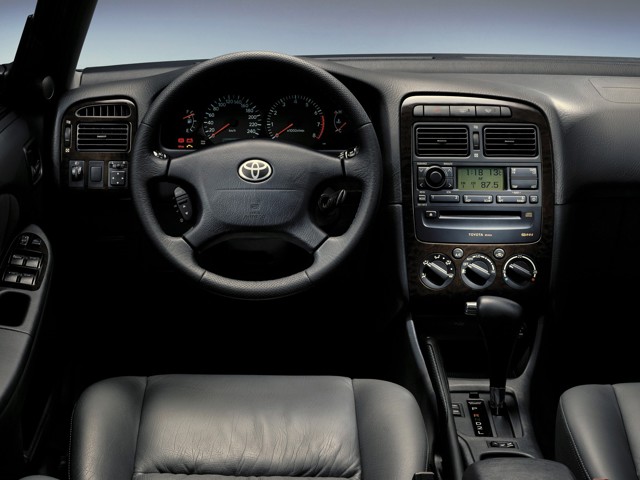 Toyota Avensis photo 30