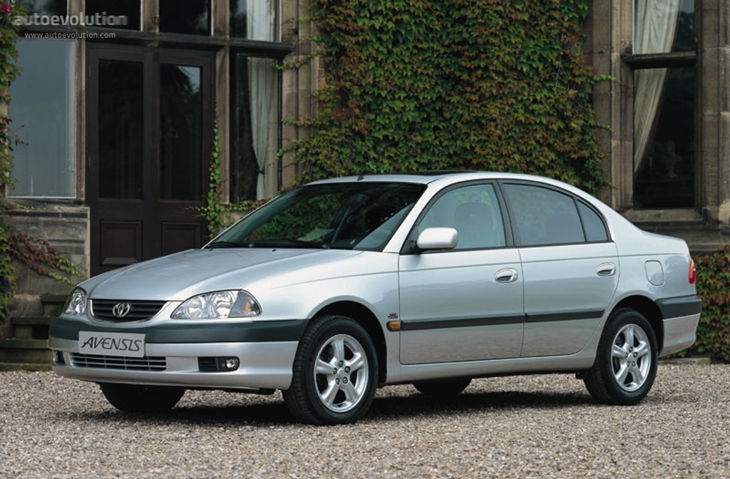 Toyota Avensis photo 2